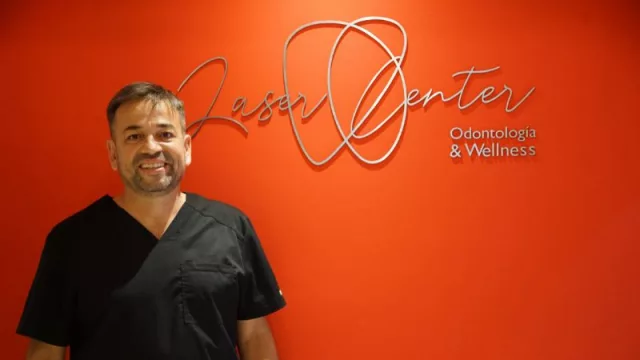 Eliminar caries sin torno ni anestesia, se puede (una clínica cordobesa aplica esta técnica disruptiva)