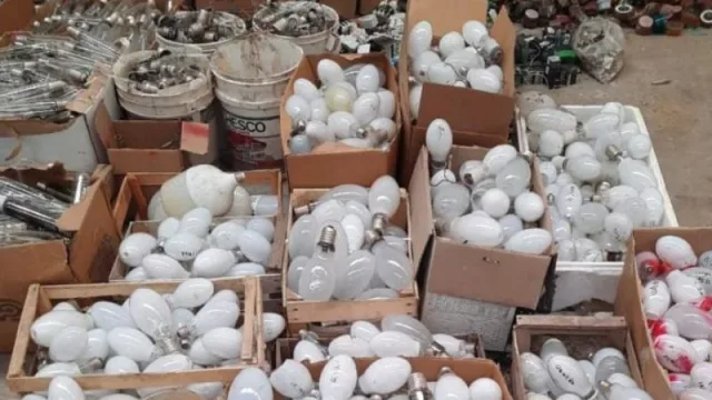 La Municipalidad ya recicló más de 80 toneladas de viejas luces de sodio del alumbrado público