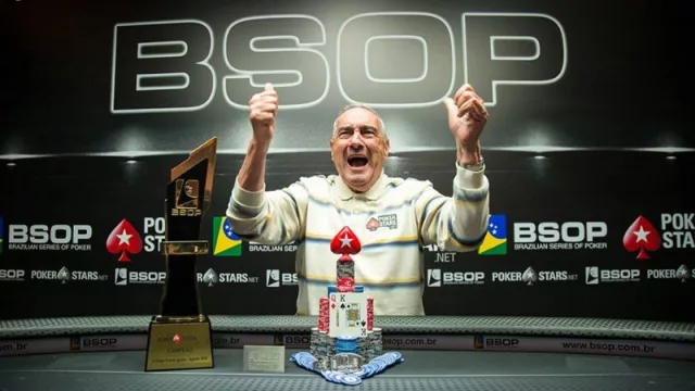 Hilario (padre), el hacedor de la fortuna que acrecentaron sus hijos. Hoy -casi retirado- se divierte en torenos de póker (fuente: Facebook).