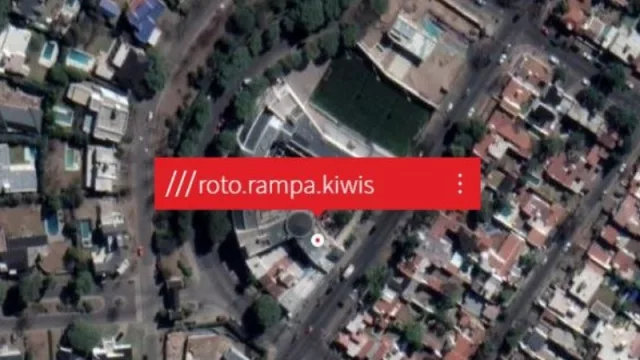 ///roto.rampa.kiwis: esa es la puerta exacta de InfoNegocios en Córdoba en what3words (¡buscá la tuya!)
