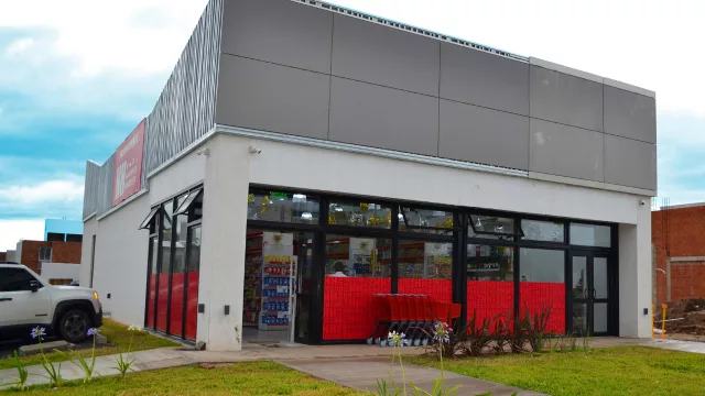 Manantiales ya tiene su primer supermercado: un HH.