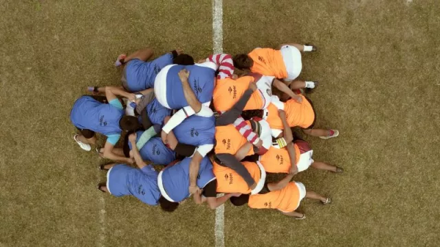 Topper lleva su campaña “Volvamos a los Clubes” a Tucumán (a través de la donación de calzado, indumentaria y más)