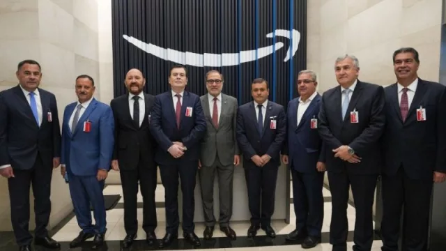 Gobernadores del Norte Grande en la presentación de la plataforma Amazon Web Services