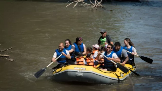 10 años de Fundación Nuestro Río, un aula andando sobre el río Ctalamochita (apunta a las empresas que quieran reforzar sus equipos)