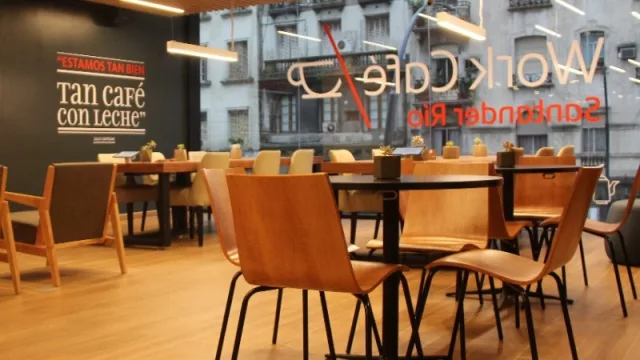 Así es un Work Café, el modelo que Santander Río trae a Av. Rafael Núñez