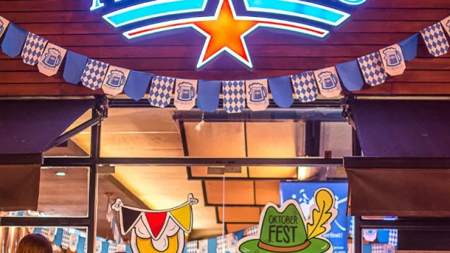 Antares también se suma al Oktoberfest (y lo hace con platos típicos alemanes para acompañar sus cervezas)