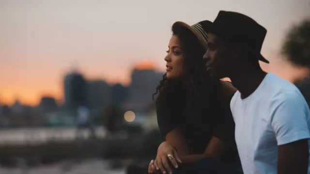 Hot date: el 93% de los argentinos planea salir más durante el verano