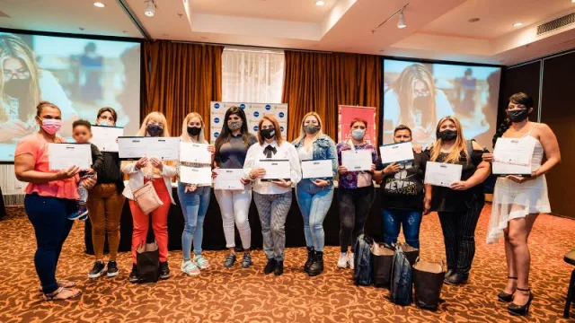 Del total de colaboradores y colaboradoras directas en todo el país: más de 7000 (62% mujeres y 38% hombres)