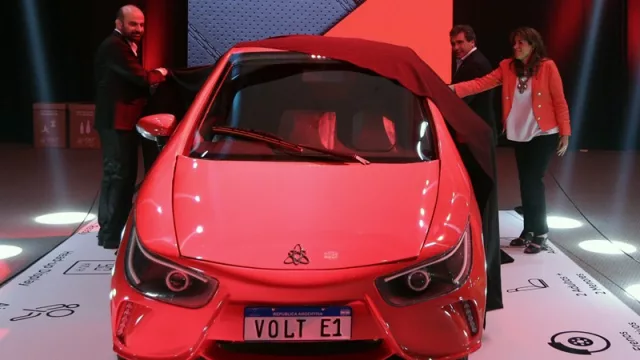 Se presentó el Volt e1: ¿es como lo pintan? (Schiaretti y Mestre anunciaron incentivos fiscales)