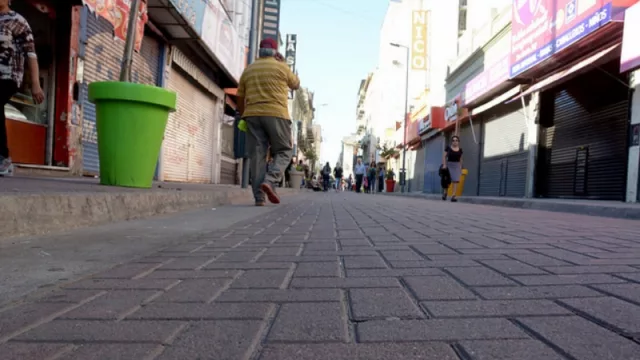 Mestre inauguró la semipeatonalización de San Martín: lista antes de las fiestas para cordobeses y turistas