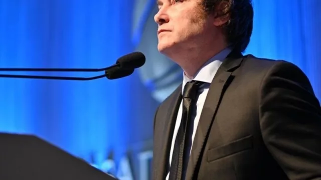 Camino al 2023, Milei vino a Córdoba a marcar la cancha (desconoció otras listas libertarias pero habló de posibles alianzas)