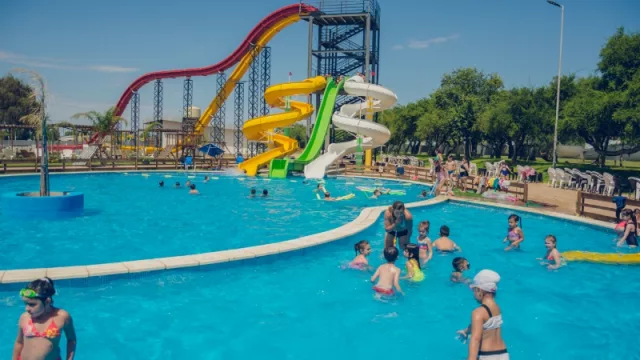 “All inclusive”, la apuesta de un empresario que está convirtiendo su emprendimiento en Río Segundo en un atractivo turístico