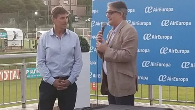 Air Europa vestirá la camiseta de La Tablada (suma sexta frecuencia a COR-ASU-MAD)