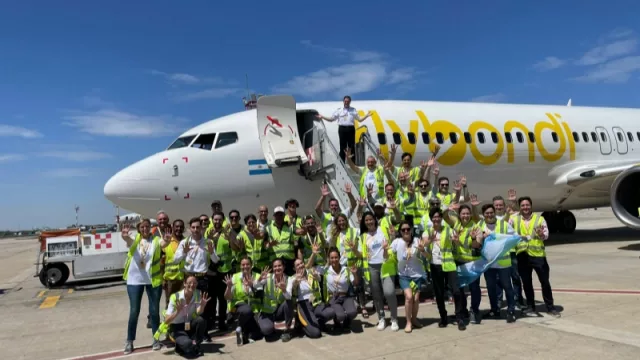 Flybondi recibió su décimo avión y tiene dos más en camino (se acerca a la flota que tuvo Latam Argentina)