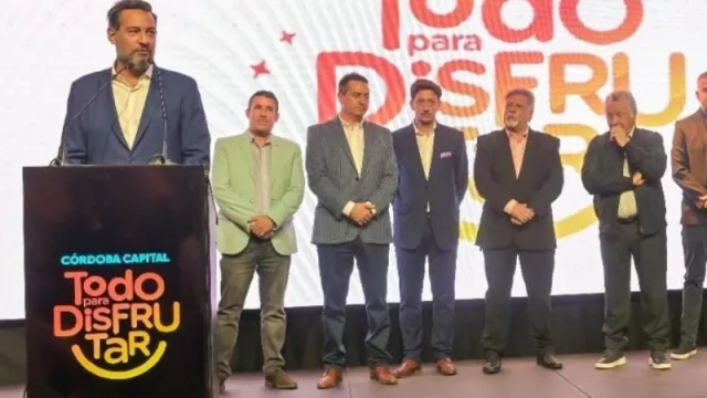 Los hoteles 5 estrellas vuelven a brillar en Córdoba: en el Quinto Centenario se lanzó la temporada de verano y en el Holiday Inn el festejo de la Bolsa