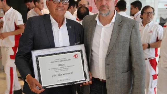 Otra empresa que celebra 40 años: Ramón Suárez, 25.000 autos y más de 40.000 motos Honda vendidos