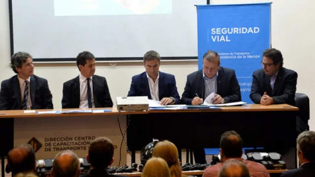 Mestre firmó convenios con Nación y Provincia para mejorar la seguridad vial
