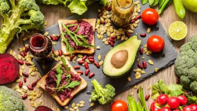¿Tienen deficiencias las dietas vegetarianas y veganas? (qué suplemento falta)