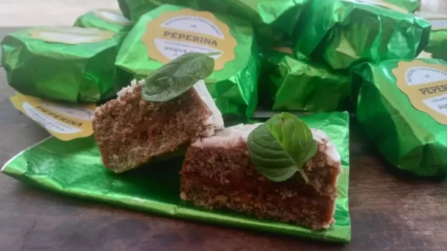 Alfajores Ñuke Quila, el emprendimiento familiar que preserva plantas autóctonas (de la mano de un proyecto provincial)