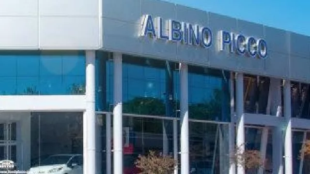 La familia Picco cumple 100 años de su alianza con Ford en Argentina (la concesionaria más antigua de la red en el país)