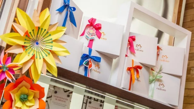 Natura celebra el día de la madre en todo el país (aquí en Córdoba Shopping de Villa Cabrera)