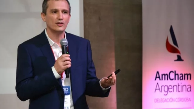 Nanosatélites, app para "interactuar" con vacas e identidad digital: casos de innovación digital en empresas