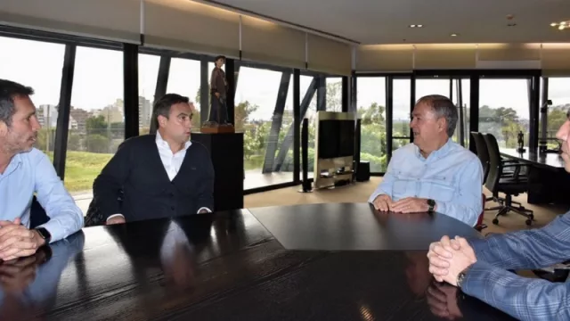 Mestre y Schiaretti firmaron la actualización del convenio por salud y educación