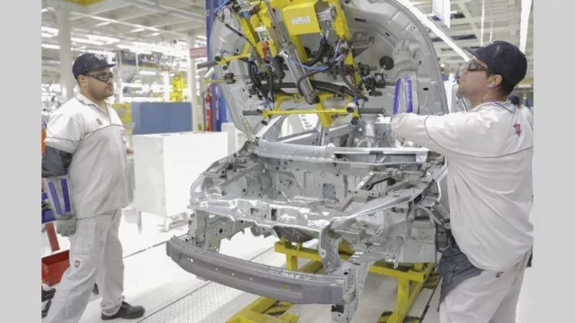 Por caída de actividad y altas tasas, industria no usa 37% de su capacidad instalada