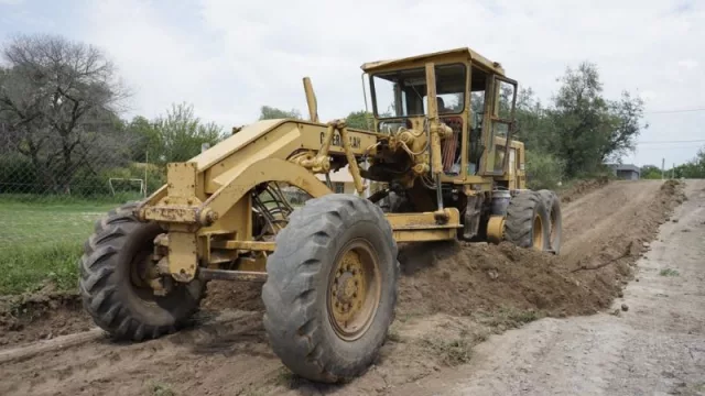 Villa Rivera Indarte: 20 cuadras pavimentadas y otras 65 con avance de obra