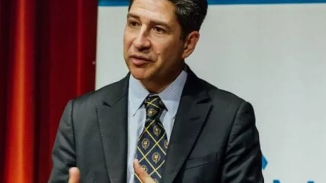 Anticiparse para sobrevivir (la tesis para salvar empresas según Francisco Javier Garrido)