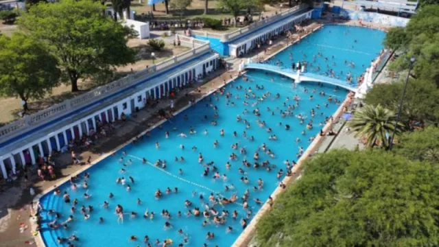 Más de 80 mil personas ya vivieron el verano en los natatorios municipales