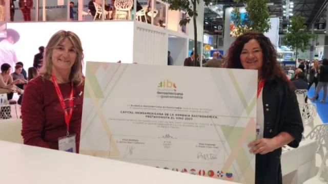 Mendoza fue distinguida como la nueva Capital Iberoamericana de la Armonía Gastronómica (en FITUR 2023)