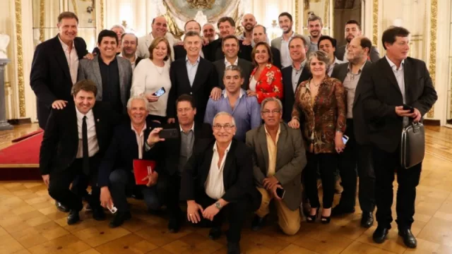 Con agenda abierta, Mestre se reunió con Macri y Peña en Casa Rosada