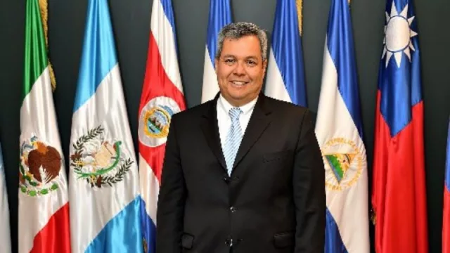 Dante Mossi, presidente del BCIE, resaltó el compromiso de Argentina con la entidad.