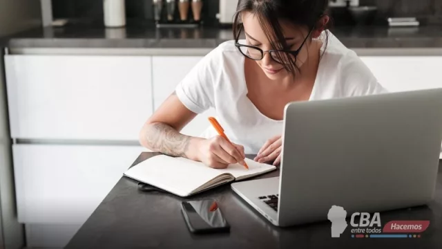 El programa Córdoba Emprendedora lanzó becas para nuevos cursos