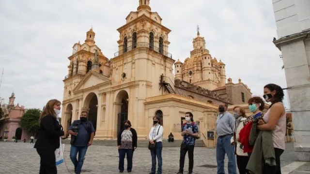  “Córdoba apasionada”: La ciudad ofrece visitas guiadas temáticas en el día de los enamorados