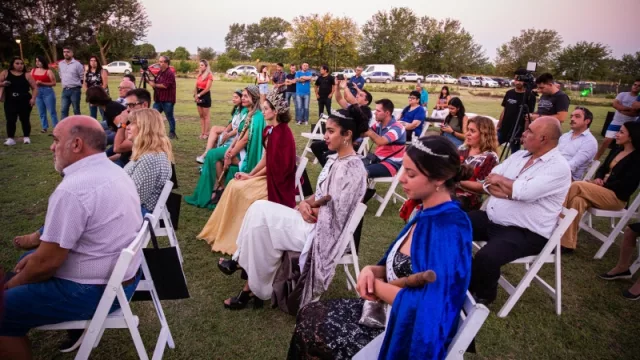 La vendimia y la sagra nacional se viven en Colonia Caroya: marzo trae fiestas con mucho vino (y uvas a la vista)