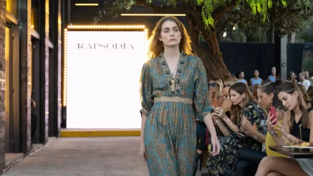 Rapsodia presentando su colección Otoño-Invierno 2023.