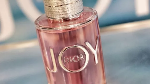 El Balcón tiene una nueva flor: Joy by Dior (la fragancia desde $ 2.595 y hasta $ 3.995)