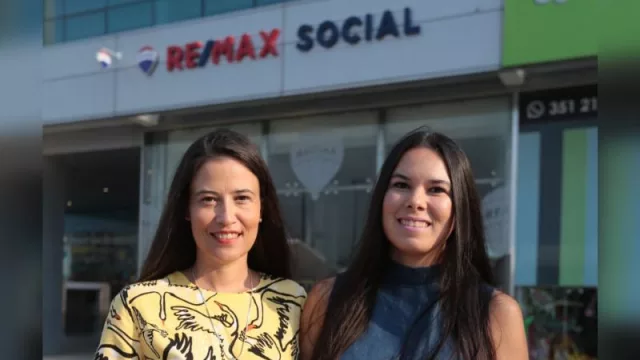 Andrea Ghirardi y Maira García Lucero, socias en Re/Max Social, el local más grande de la franquicia en el interior.