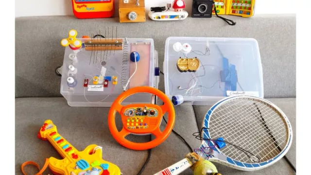 Cantarutti Bentstrumentos, el emprendimiento que crea instrumentos musicales (reutilizando juguetes y aparatos electrónicos)