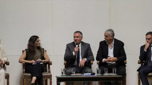 La AFIP restituyó un legajo de un trabajador desaparecido y firmó un convenio con la Secretaría de Derechos Humanos