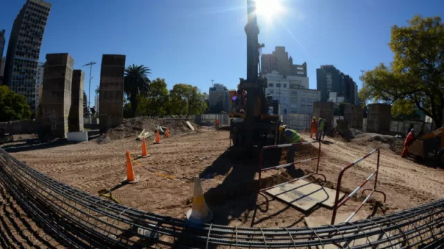 #ObraPlazaEspaña: Avanza la obra y clausuran circulación en Rotonda del Deán Funes