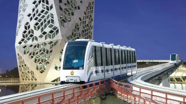 El monorriel, una alternativa que entusiasma al candidato Passerini.