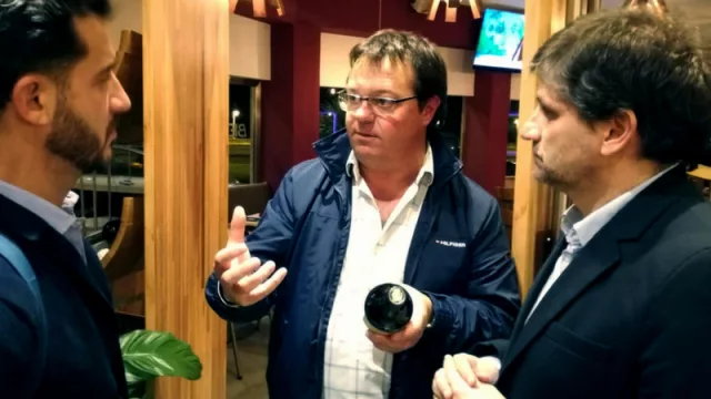 Cua cua Cuarenta y... El dólar sube... ¿La esperanza es verde?