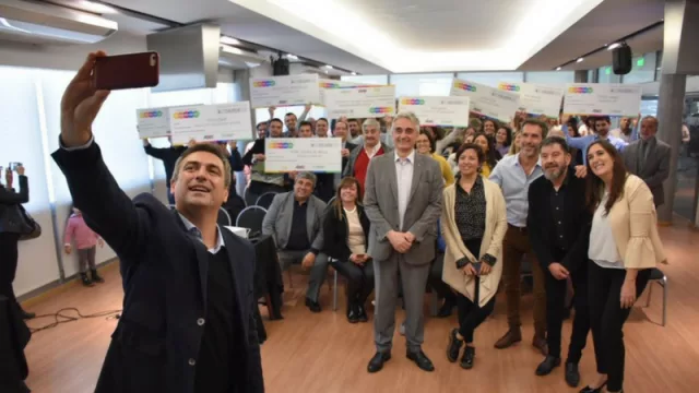 #ProgramaSíSí: Mestre presentó 66.000 oportunidades de capacitación y prácticas laborales rentadas para mayores de 18