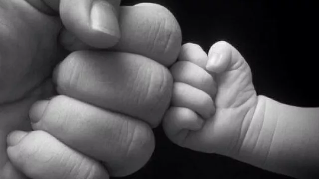 Randstad se suma a la licencia por paternidad y el sector público espera (en Córdoba solo 8 días)