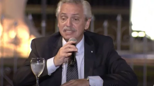 “Para construir una sociedad más igualitaria la democracia es insustituible”, dijo el Presidente