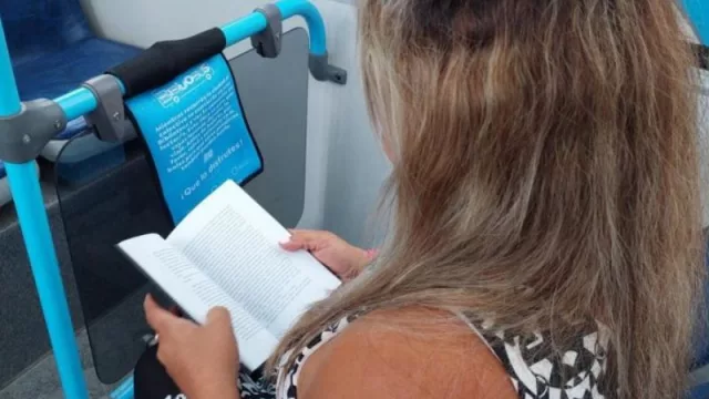 El BiblioBús vuelve a rodar en la línea A1