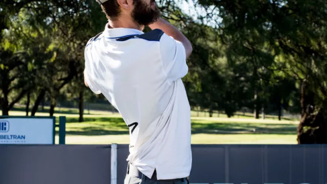 Telecom sponsor oficial  del torneo de golf –  abierto del centro